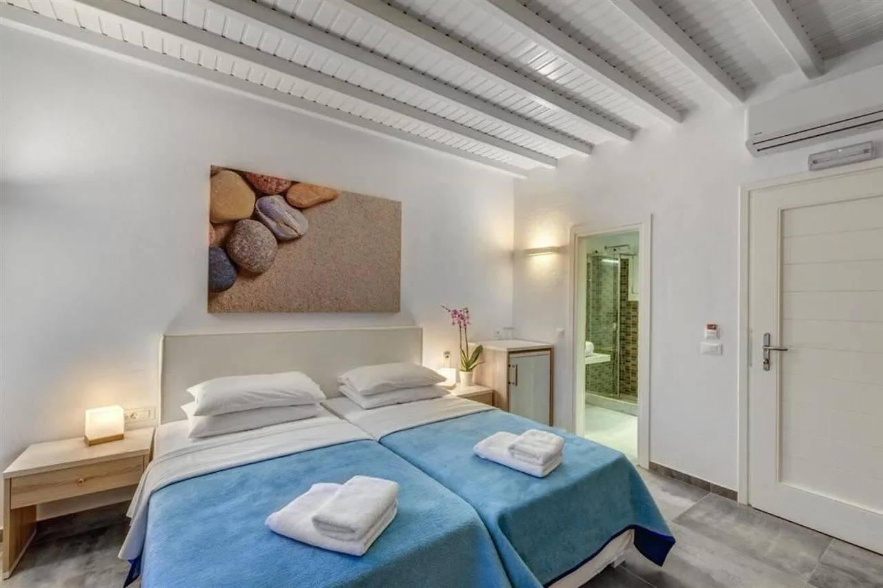 Aparthotel Makis Place Tourlos