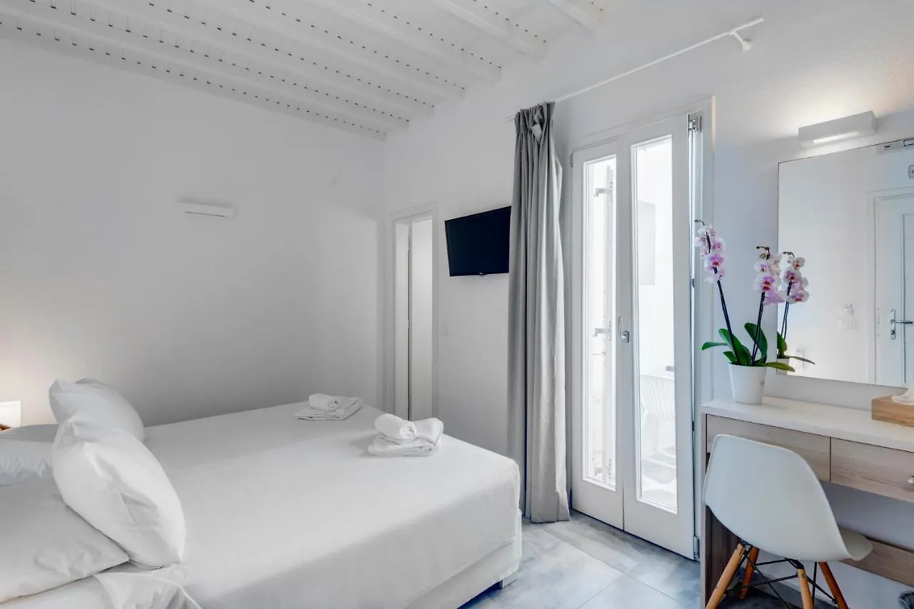 Aparthotel Makis Place Tourlos