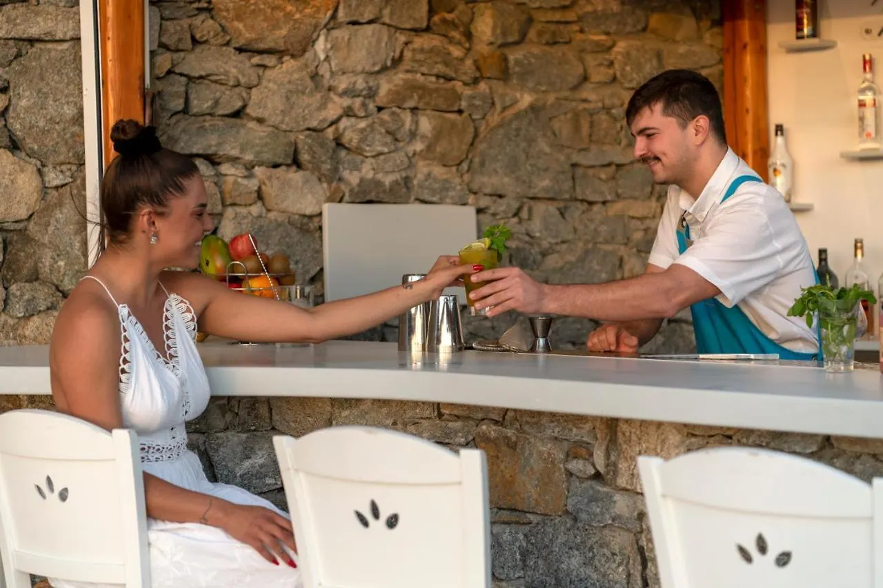 ** Aparthotel Makis Place Tourlos Greece