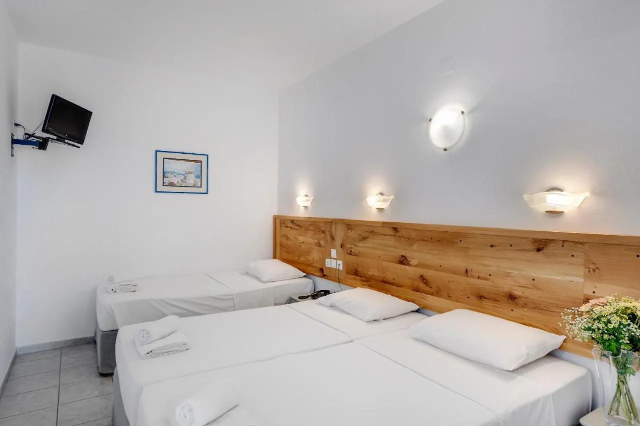 ** Aparthotel Makis Place Tourlos Greece