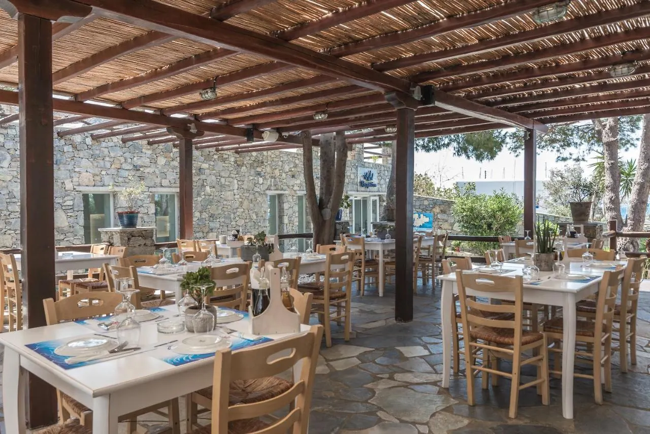 ** Aparthotel Makis Place Tourlos Greece
